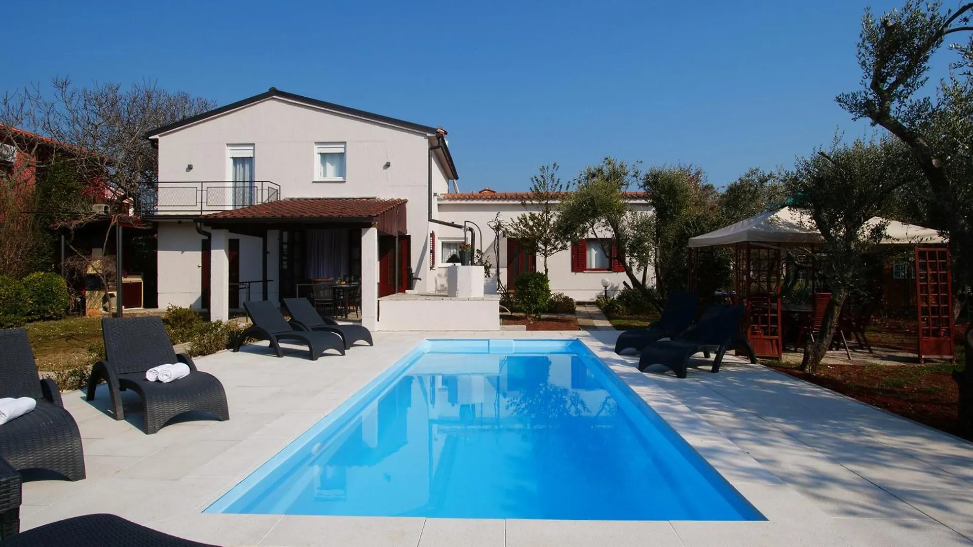 Villa Grace Felice For 8 People With Private Pool & Only 2 Km From The Beach Near Fazana Valbandon Хорватия